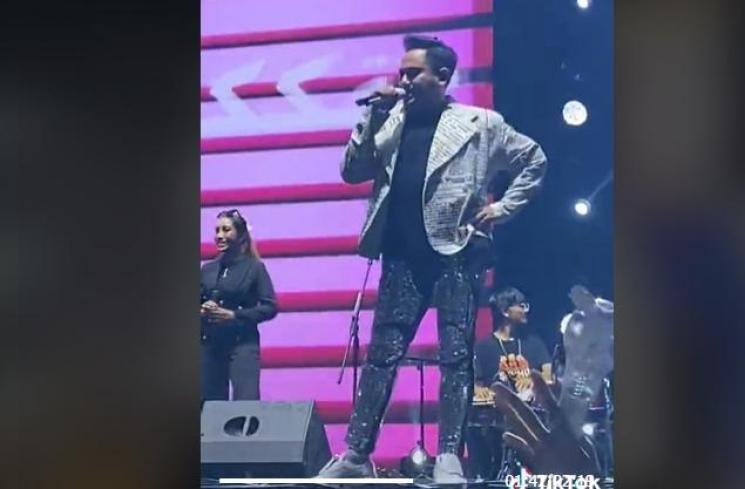 Potret Heboh King Nassar saat Manggung. (TikTok/ayamgeprekpasar)