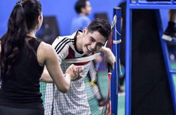 8 Potret Al Ghazali Main Bulu Tangkis, Aura Gantengnya Makin Keluar
