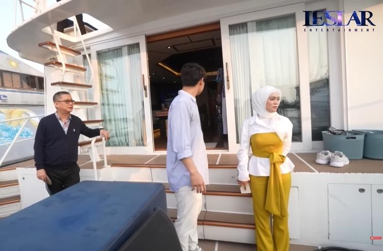 Penampakan Kapal Pesiar Rp38 M Lesti Kejora (YouTube/Leslar Entertainment)
