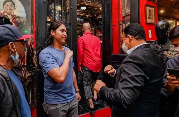 Potret Anies Baswedan Bareng Artis. (Instagram/Istimewa)