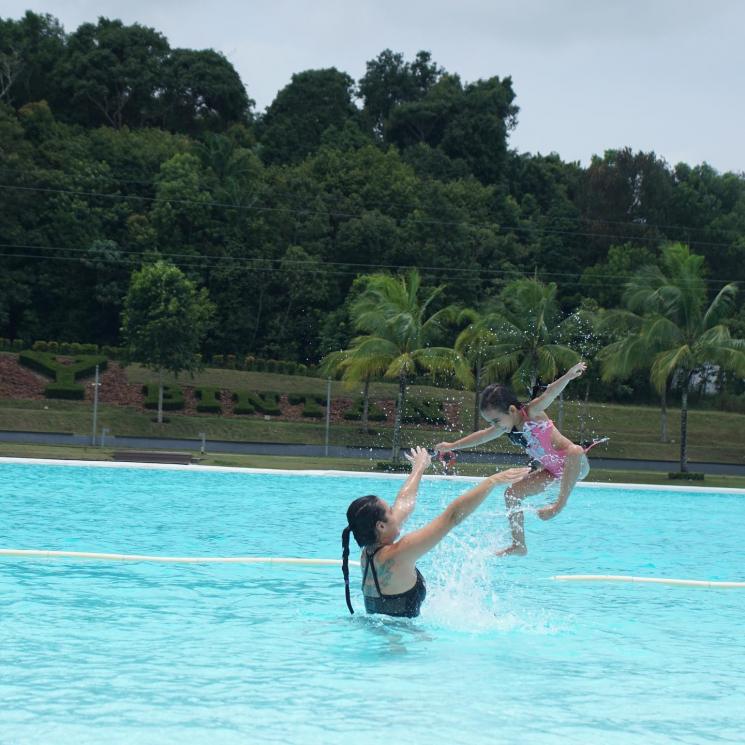 Potret Alexandra Gottardo liburan di Pulau Bintan. (Instagram/@got_alex)