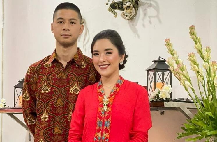 Potret Artis Jalani Prosesi Sangjit (instagram/@michellewanda)