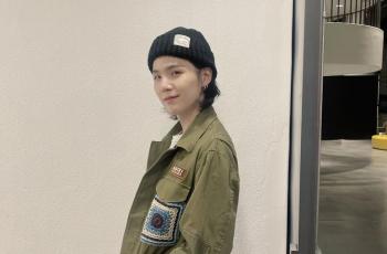 Suga BTS Pakai Baju Rp 65 Juta, Bikin Netizen Elus Dada: Bisa Beli Motor Tuh