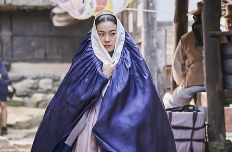 Adu Peran Ok Ja Yeon dan Kim Ga Eun di Under The Queen's Umbrella (Instagram/@hs_kim_95)
