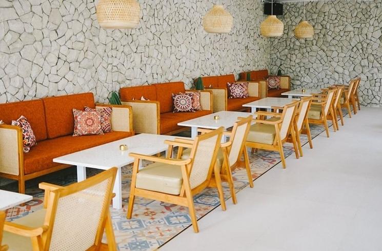 Potret Kafe Baru Vebby Palwinta (Instagram/@ravecoffeekitchen)