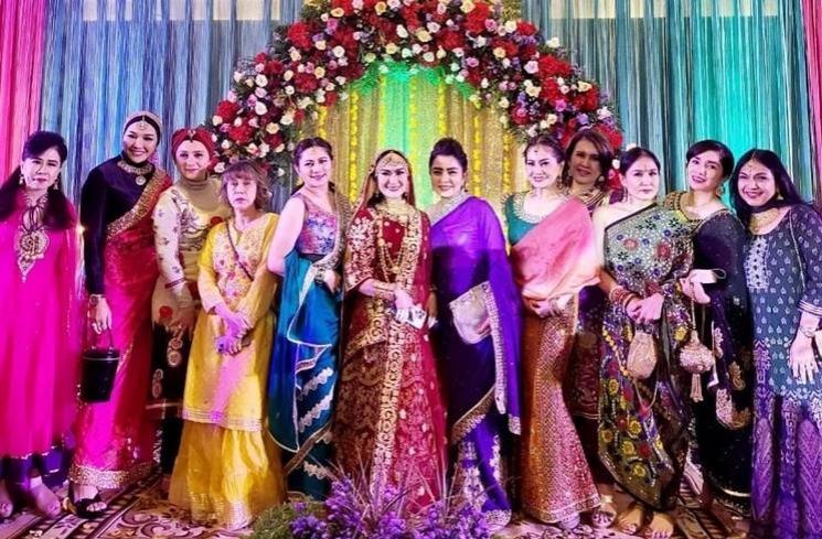 Potret Mayangsari Bareng Geng Arisan Kepompong (instagram/@mayangsari_official)