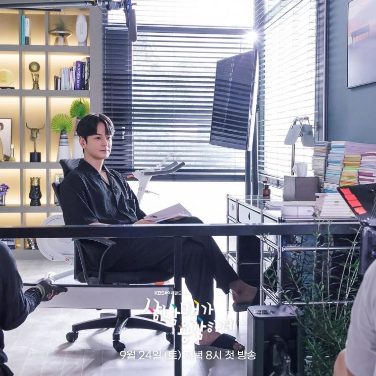 Potret di Balik Layar Three Bold Siblings (Instagram/@kbsdrama)