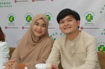 8 Artis Indonesia yang Punya Anak Kembar, Anisa Rahma Dikaruniai Dua Putri Cantik
