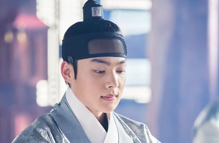 Adu Gaya Pemeran Pangeran di Under The Queen's Umbrella (Instagram/@tvn_drama)