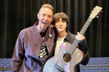 Jin BTS akan Debut Solo dan Berkolaborasi dengan Coldplay?