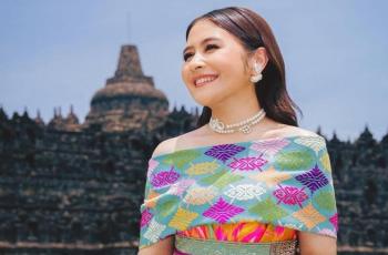 10 Potret Prilly Latuconsina di Candi Borobudur, Ada Momen Peluk Reza Rahadian
