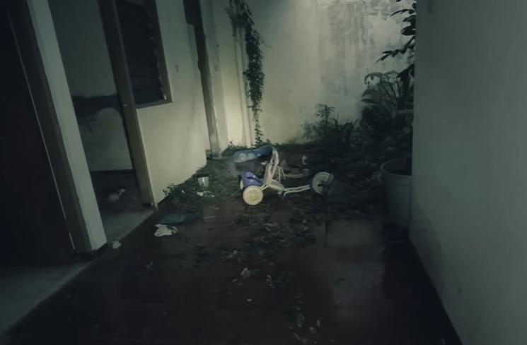 Rumah Mendiang Farida Pasha 'Mak Lampir' (YouTube/BANGKU KOSONG TV)