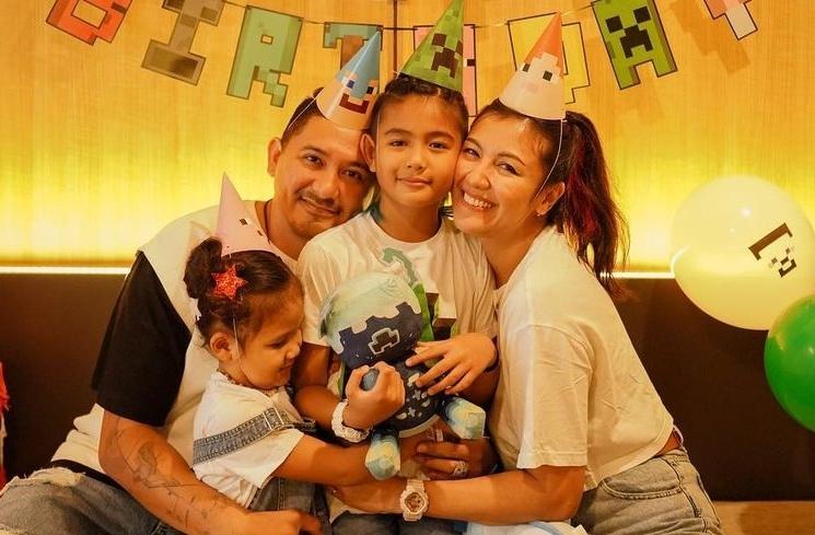 Artis Indonesia Pilih Melahirkan di Rumah (instagram/@mrssharena)