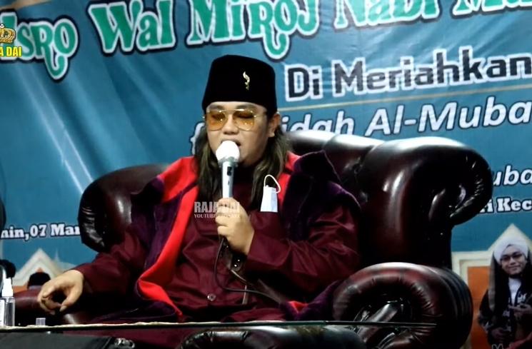 Artis langganan jadi ustaz di sinetron (YouTube/RAJA DAI)