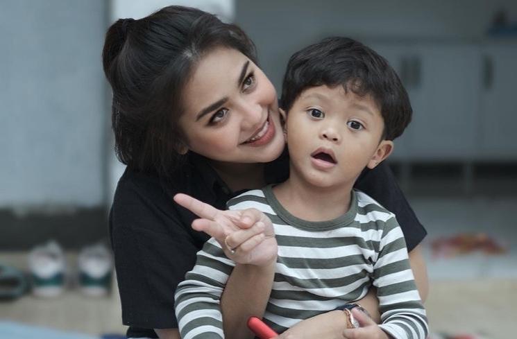 Musisi yang Bikin Lagu Buat Anak (instagram/@mytha_lestari)
