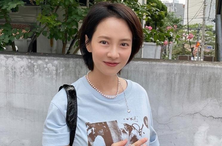 Artis Korea Rayakan Debut dengan Berdonasi (instagram/@my_songjihyo)