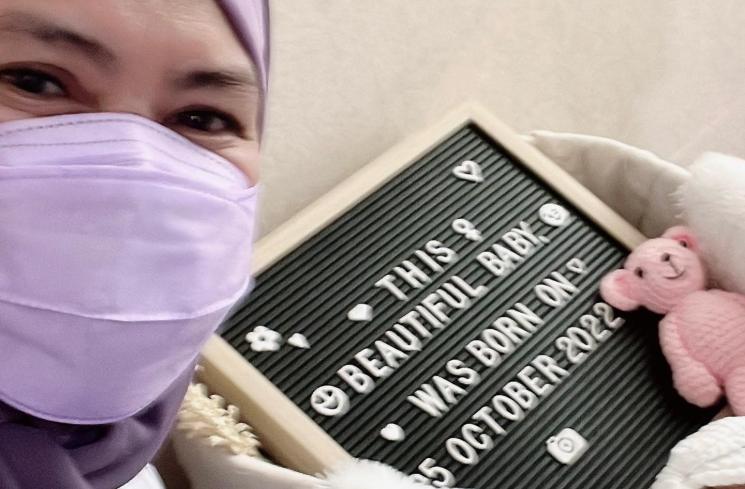 Potret Alika Islamadina Melahirkan Anak Pertama. (Instagram/@yuanitarohali)