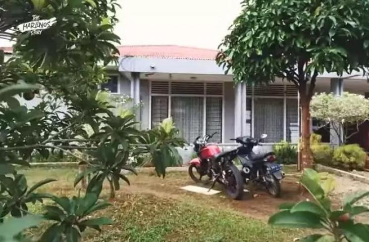 Rumah Masa Kecil Dude Harlino. (YouTube/ The Harlino’s Story)