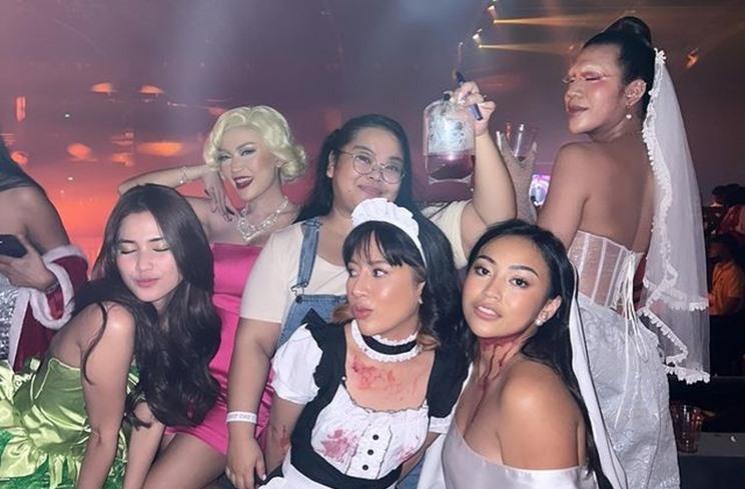 Gaya Artis Ikut Halloween Festival. (Instagram/rachelvennya)