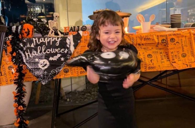 Potret Anak Artis saat Pakai Kostum Halloween. (Instagram/asmirandah89)