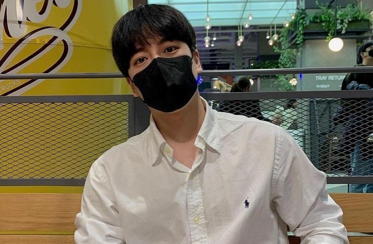 Profil Yoon Hong Bin (instagram/@b_bin2)