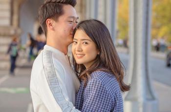 7 Pemotretan Valencia Tanoesoedibjo dan Kevin Sanjaya di Paris, Mesra Banget bak Prewedding