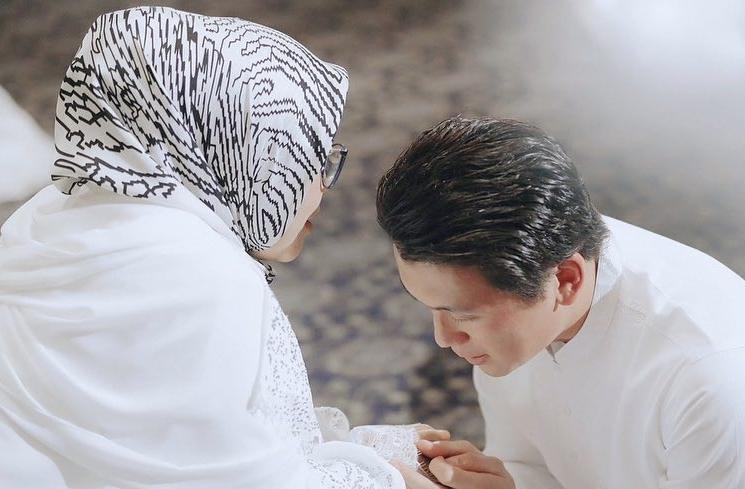 Potret Kedekatan Reino Barack dan Ibu Mertua (Instagram/@reinobarack)
