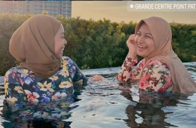 Momen Liburan Lesti Kejora dan Rizky Billar di Thailand (Instagram/shaniaindryn)