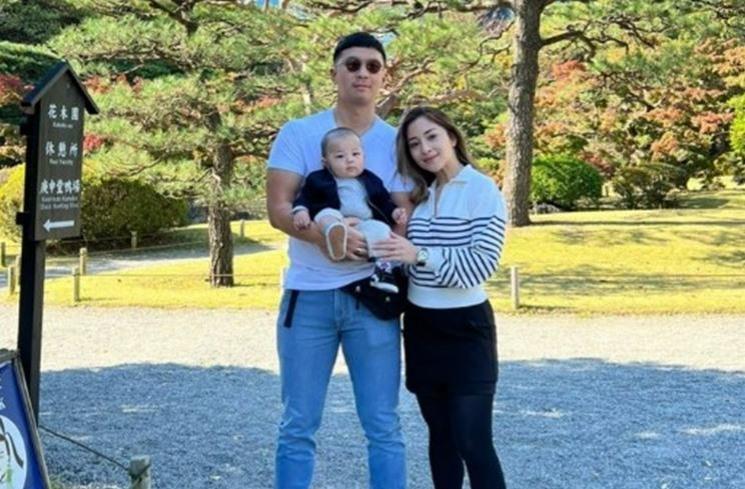 Potret Baby Izz liburan di Jepang. (Instagram/@indpriw)