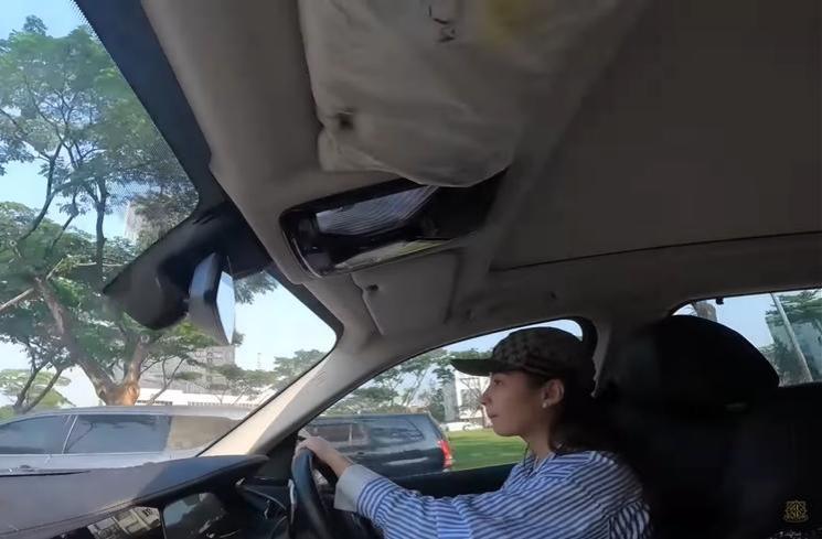 Momen Glenn Alinskie ajari Chelsea Olivia nyetir mobil (YouTube/Alinskie Family)