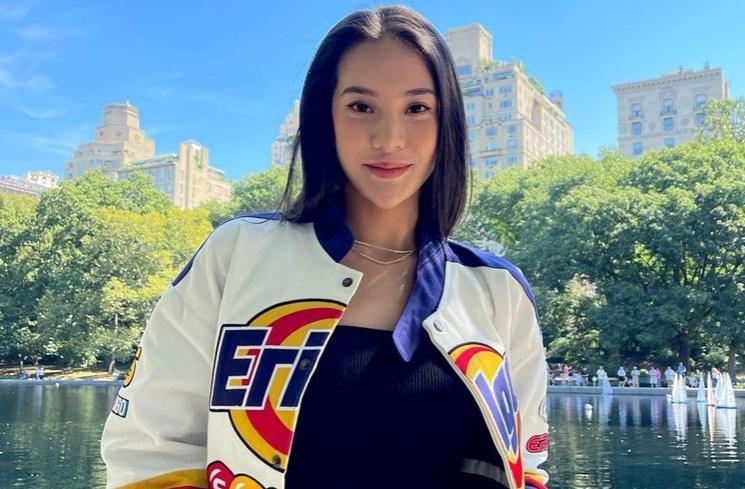 Artis Indonesia Pernah Kecelakaan Sepeda (instagram/@anyageraldine)