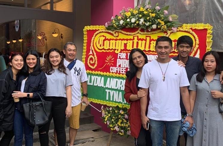 Momen Kebersamaan Lydia Kandou dengan David Sumendap (Instagram/@lydiakandou_)