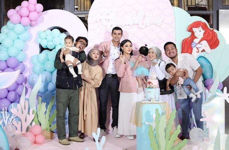 Potret Pesta Ulang tahun Guzel Anak Ali Syakieb. (Instagram/marginw)