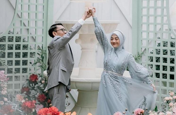 Potret Prewedding Beni Mulyana Kakak Lesti Kejora. (Instagram/@benimulyanasopian)