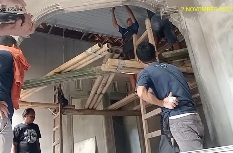Potret Rumah Farel Prayoga yang Sedang Direnovasi (YouTube ARISTA Record)