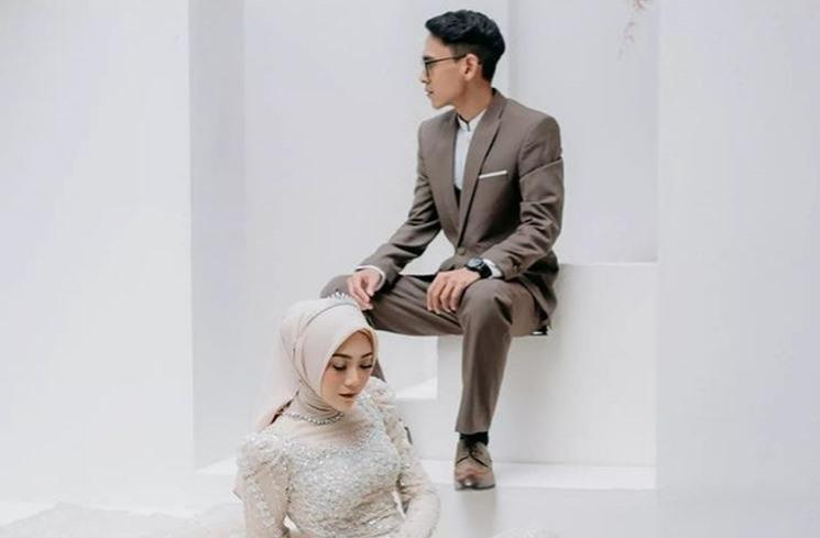 Potret Prewedding Beni Mulyana Kakak Lesti Kejora. (Instagram/@benimulyanasopian)