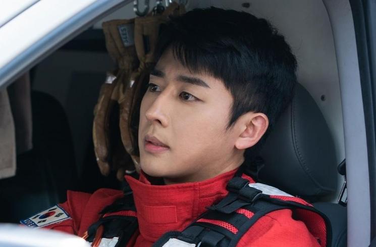 Potret Son Ho Jun di The First Responders (Instagram/@sbsdrama.official)