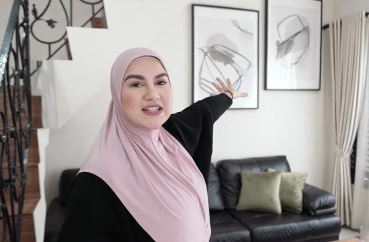 Potret Kantor Ammar Zoni dan Irish Bella ( YouTube/Aish TV)