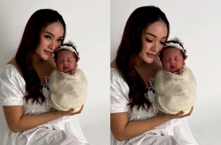 Momen Pemotretan Zaskia Gotik dan Dua Putri Kecilnya (Instagram/@rittarrajagukguk)