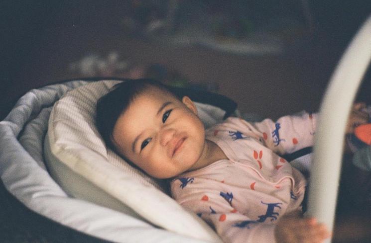 Potret terbaru Baby Millie putri Derby Romero. (Instagram/derbyromero)