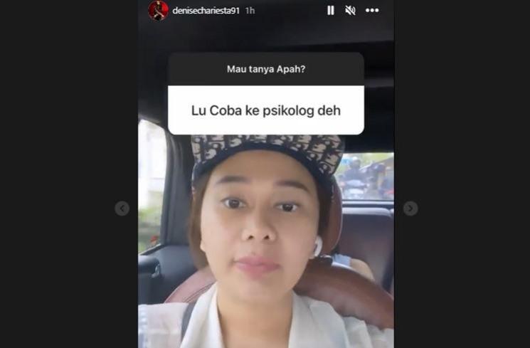 Denise Chariesta ogah ke psikolog. (Instagram/@denisechariesta91)
