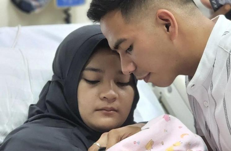 Potret Istri Ridho DA melahirkan(Instagram/da2_ridho)