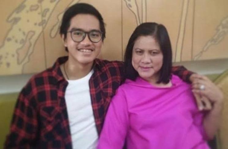 Potret Kedekatan Kaesang dan Ibu Iriana (instagram/@kaesangp)