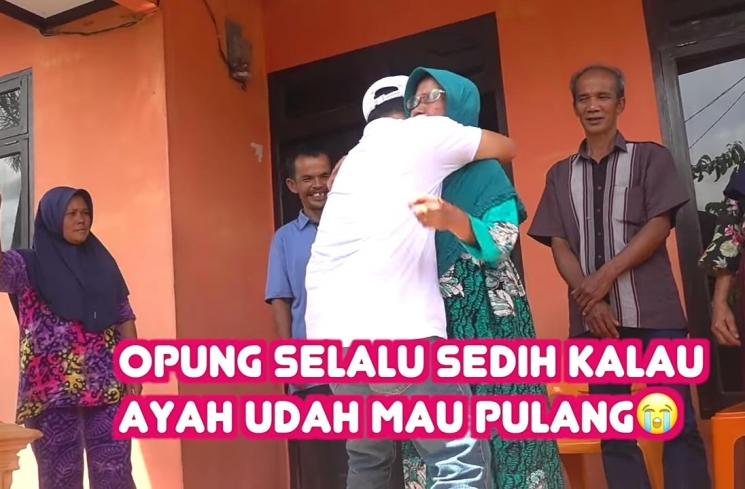 Rumah Fatin Shidqia di Kampung Halaman (YouTube/Fatin)