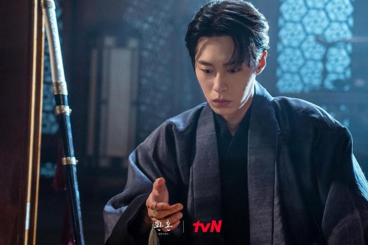 Potret Lee Jae Wook di Alchemy of Souls Part 2 (Instagram/@tvn_drama)