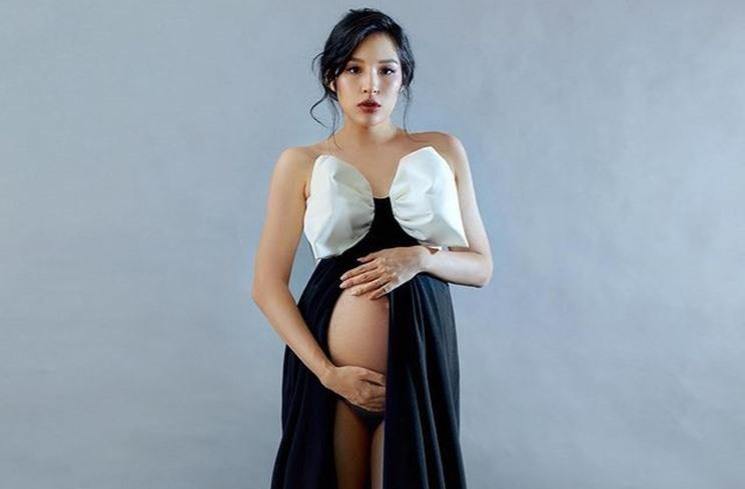 Maternity Shoot Tiffany Soetanto Istri Chef Arnold. (Instagram/tiffanysoetanto)