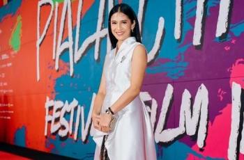 10 Potret Artis di Red Carpet FFI 2022, Dian Sastro yang Pakai Kain Akad Nikah