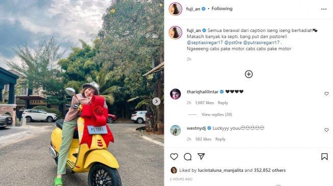 Fuji dapet Vespa Matic [Instagram@Fuji_an]