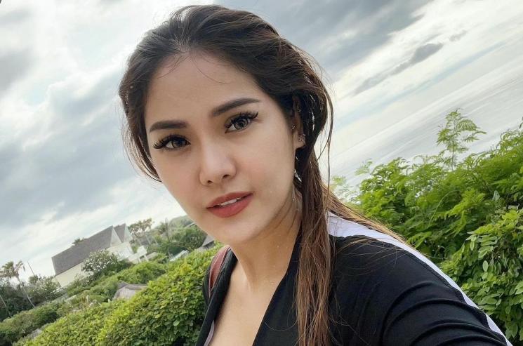 Vegen Acni mantan istri Vincent Raditya. [Instagram @vegenacni] 