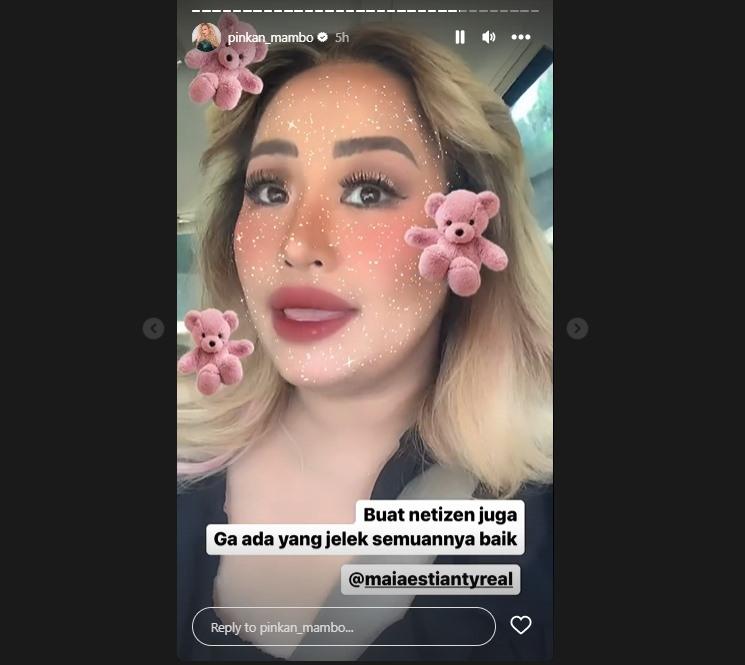 Pinkan Mambo minta maaf ke Maia Estianty. (Instagram/@pinkan_mambo)